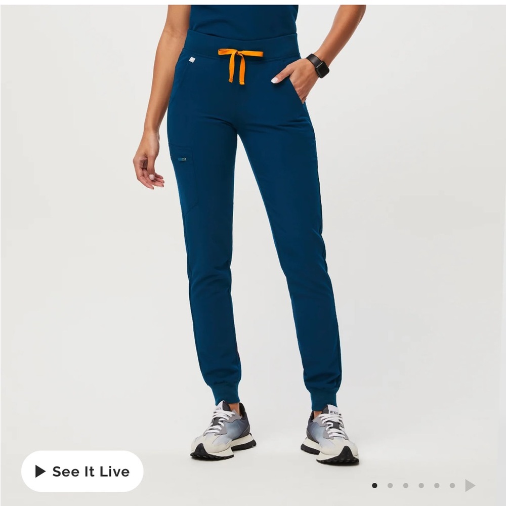 Figs Zamora Scrub Bottoms in Deep Reef